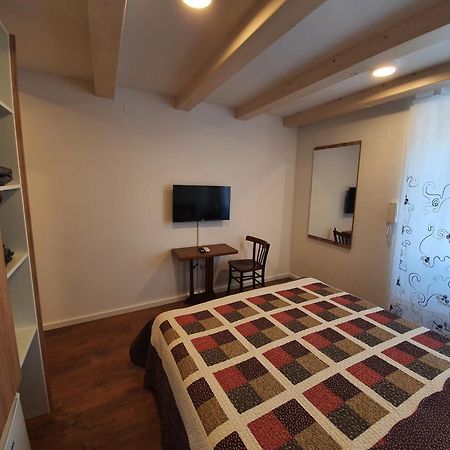 Room Cs Cres Extérieur photo